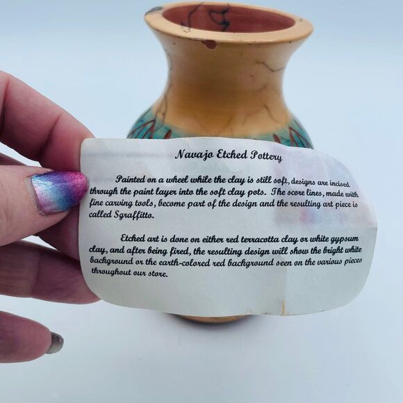 Vintage Handmade Navajo Horse Hair Etched Pottery Vase Signed Freddie Smith - Picture 7 of 10